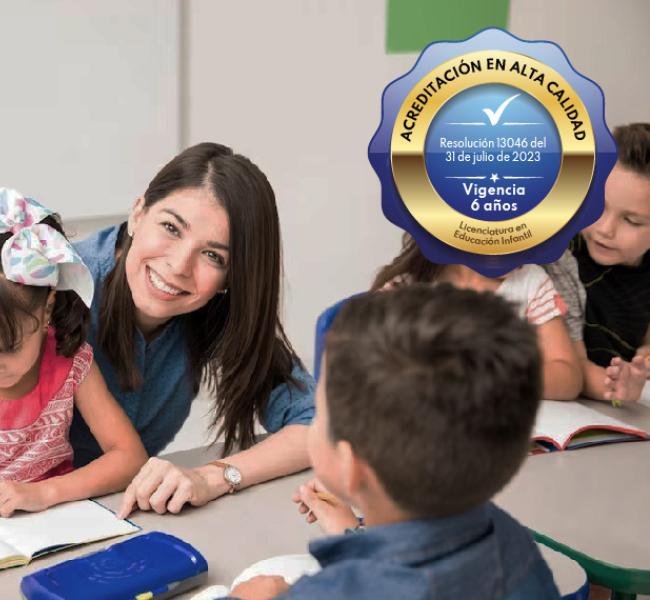 profesora con niños